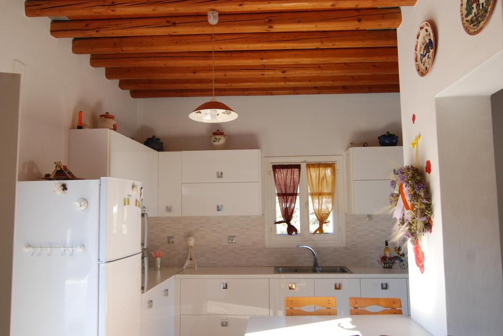 Villa Perivoli Platis Gialos  Phòng bức ảnh